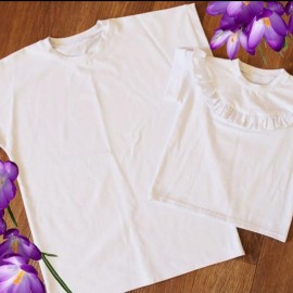 Комплект футболок с рюшами для мамы и дочки