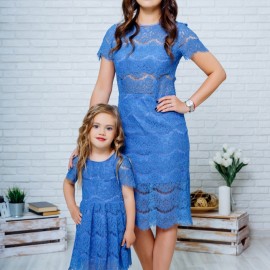 Комплект кружевных платьев мама+дочка 