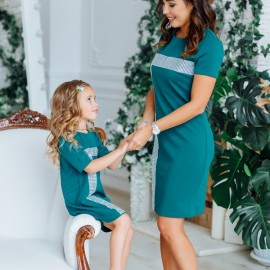 Комплект нарядных платьев в стиле Family Look для мамы и дочки 