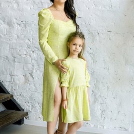 Платья в одном стиле для мамы и дочки 