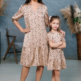 Одинаковые платья для мамы и дочки 