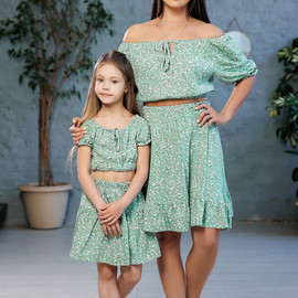 Комплект юбка и топ на завязках для мамы и дочки